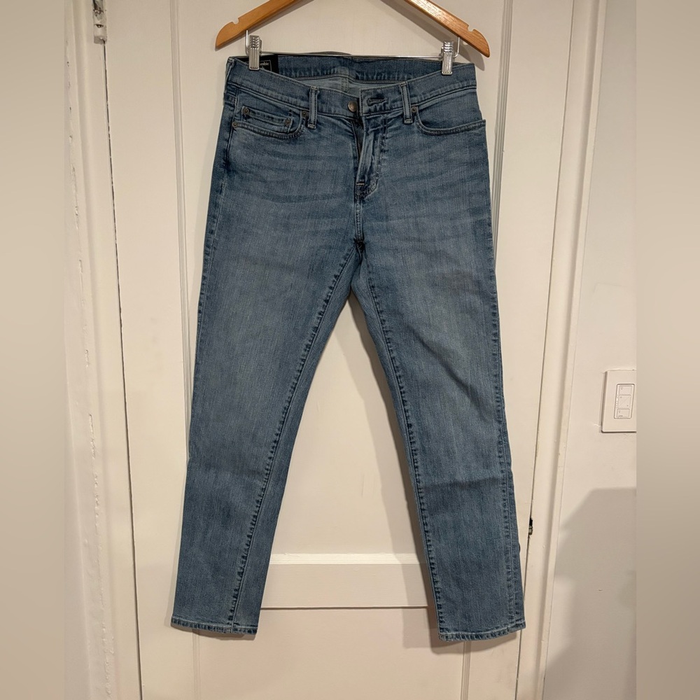 Abercrombie & Fitch Rustin Athletic Skinny Jeans 30x32 denim